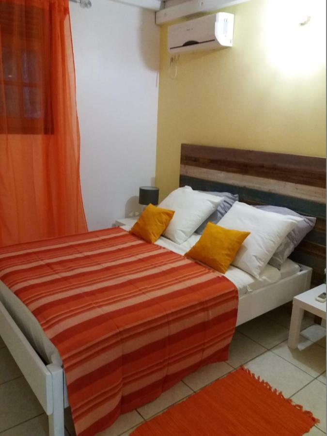 Villa Ponm Kann'L Deshaies Esterno foto